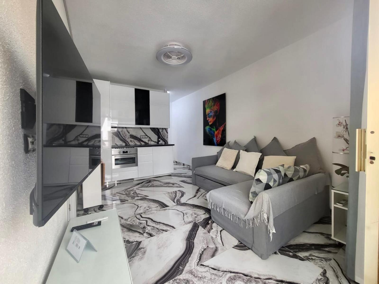 2 Bedrooms Flat + Balcony + Parking At Las Canteras Beach Las Palmas de Gran Canaria Exteriör bild