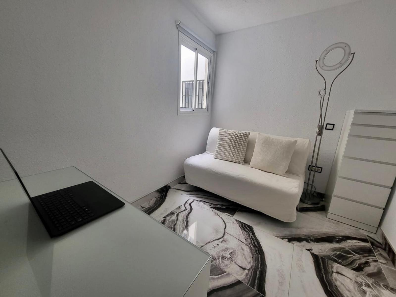 2 Bedrooms Flat + Balcony + Parking At Las Canteras Beach Las Palmas de Gran Canaria Exteriör bild