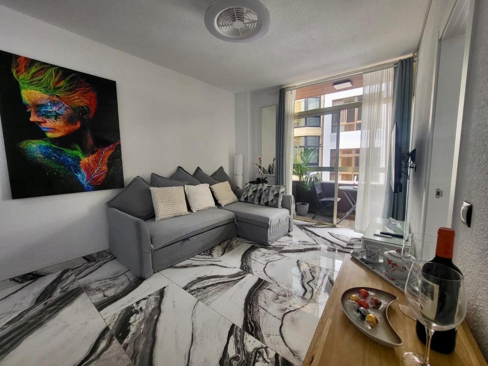 2 Bedrooms Flat + Balcony + Parking At Las Canteras Beach Las Palmas de Gran Canaria Exteriör bild