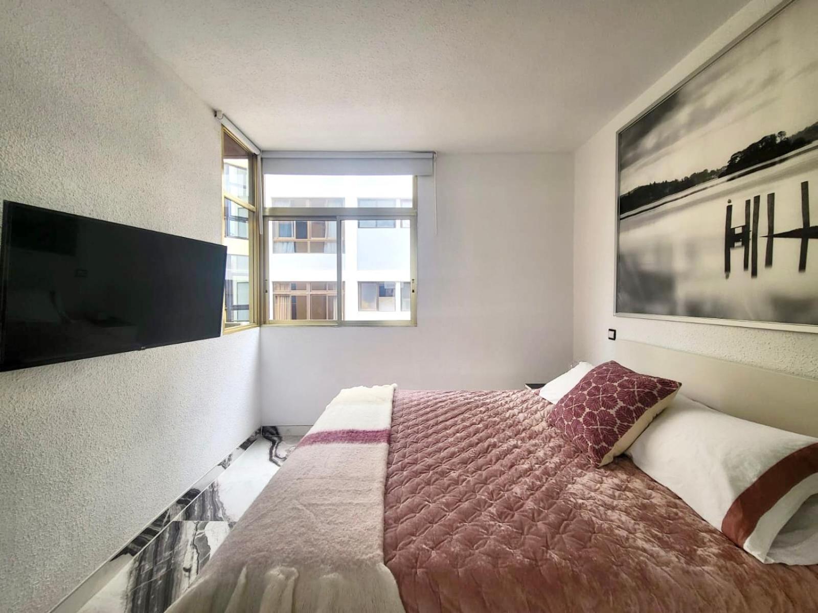 2 Bedrooms Flat + Balcony + Parking At Las Canteras Beach Las Palmas de Gran Canaria Exteriör bild